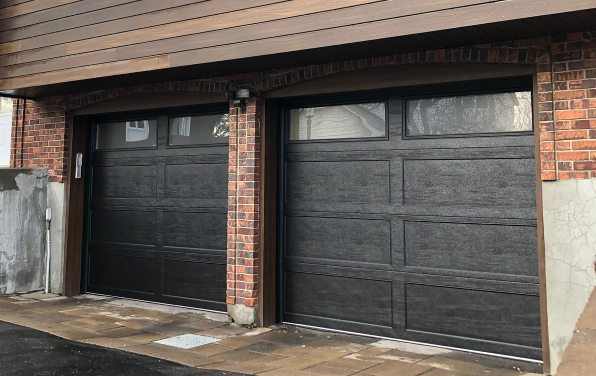 Traditional Garage Doors | Stronger & Reliable | Richards