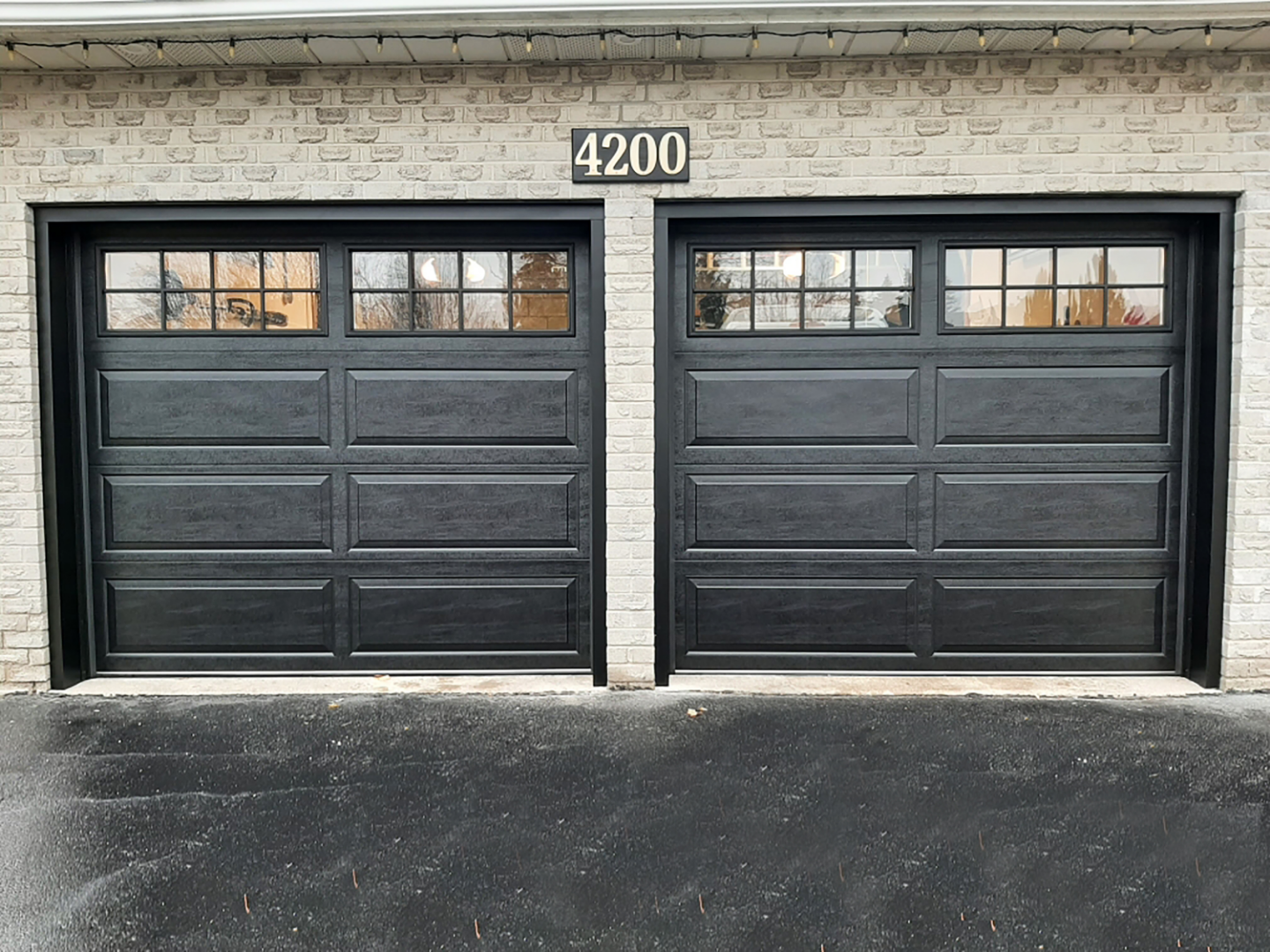 Photo inspiration: Picture Idea: Replace Your Heavy Wood Garage Door With A Lightweight Alternative