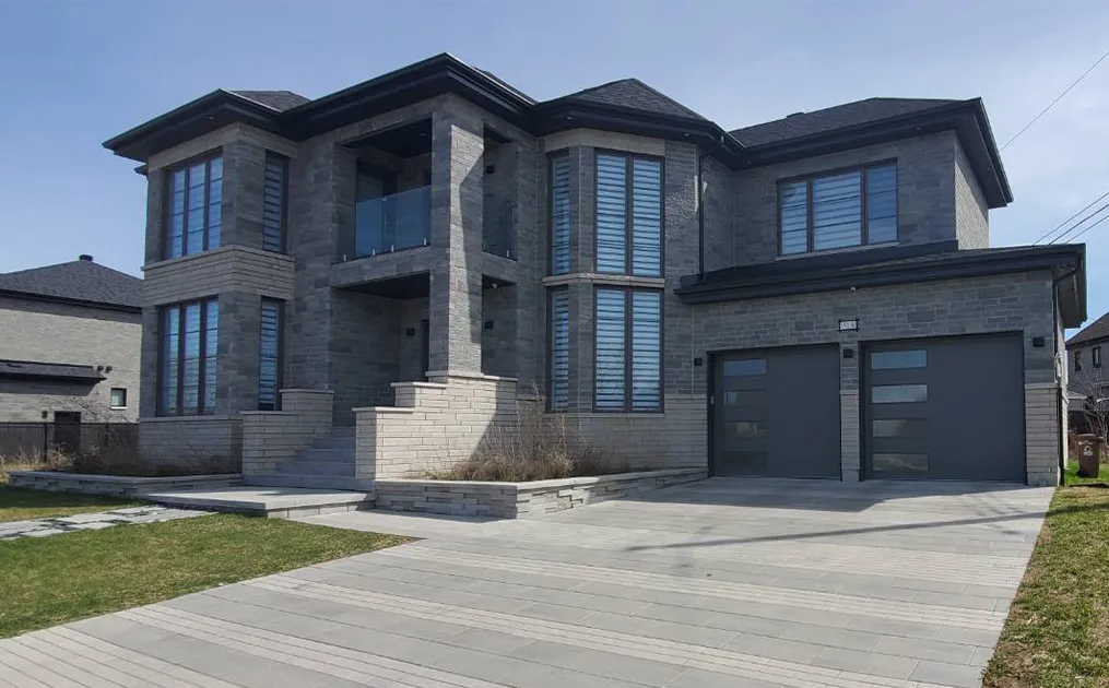 Residential garage doors, group 5
